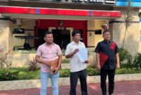 1761586860922-robin-saat-membuat-pengaduan-di-propam-polda-sumut-foto-finta-rahyunidetiksumut-1761573985781_43