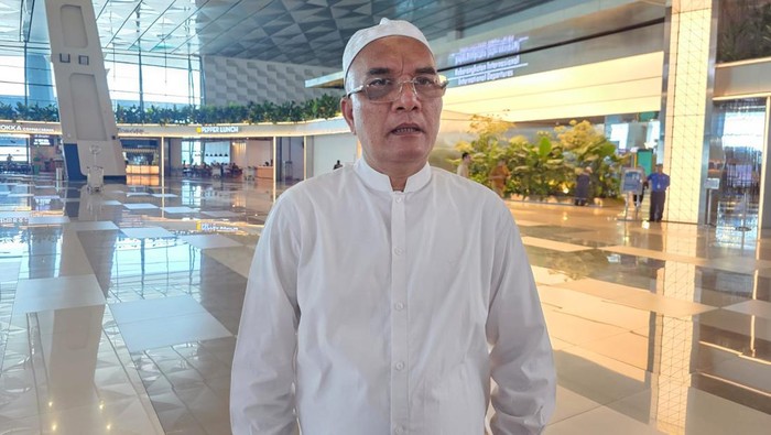 1761651768949-wakil-ketua-komisi-viii-dpr-yang-turut-serta-dalam-timwas-haji-dpr-marwan-dasopang_169