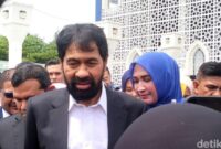 1761738051364-gubernur-aceh-muzakir-manaf-alias-mualem-foto-agus-setyadidetiksumut-1755248791031_169