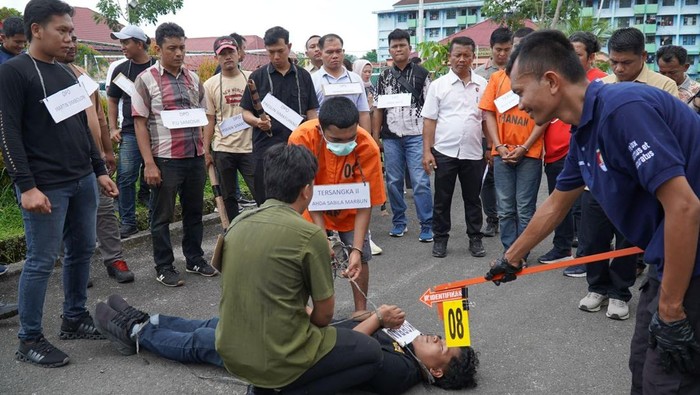 1761846214131-polres-tapteng-saat-menggelar-rekonstruksi-kasus-pembunuhan-rp-foto-dok-polres-tapteng-1761835622412_169