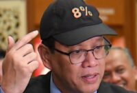 1761932407267-menkeu-purbaya-yudhi-sadewa-pakai-topi-8-1761698582860_169