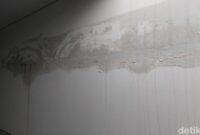 1761975725683-dinding-stasiun-manggarai-retak_169