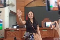 1762256651920-nikita-mirzani-1761639935277_169