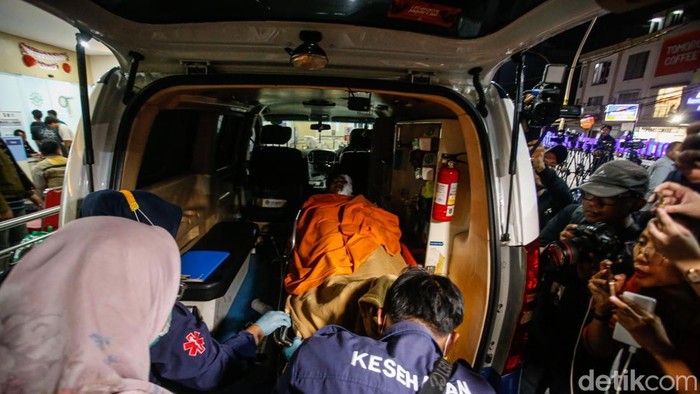 1762537037869-pemprov-dki-tanggung-biaya-perawatan-korban-ledakan-sma-72-di-rs-cempaka-putih-1762523206588_169