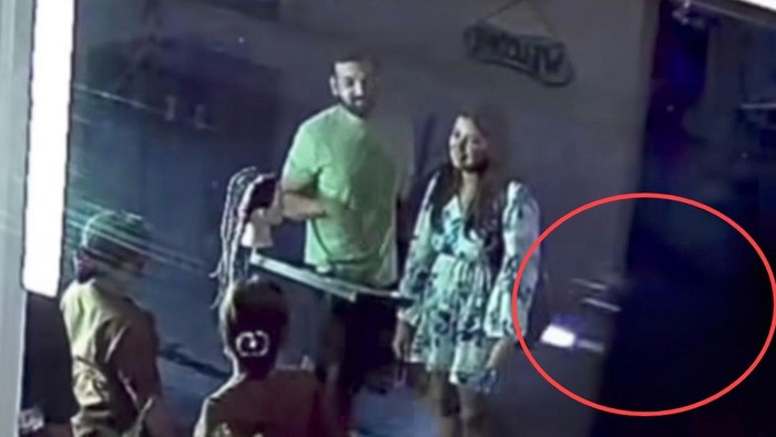 1762667017413-jambret-1762604729873_169