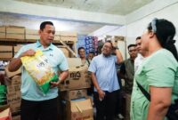 1762688487098-kepala-bulog-tinjau-pasokan-beras-sphp-di-sumut-dok-bulog-sumut-1762673779580_169