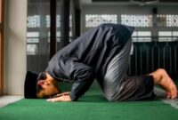 1763012884421-sholat_169