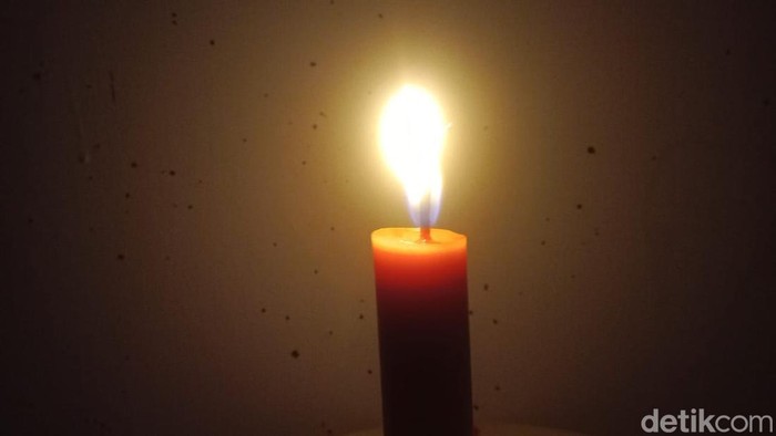 1763314499565-ilustrasi-listrik-padam-ahmad-arfahdetikcom_169