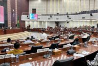 1763379989684-suasana-ruang-rapat-paripurna-dprd-sumut-finta-rahyunidetiksumut-1757994117515_169