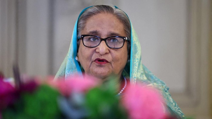 1763421803861-potret-sheikh-hasina-pm-bangladesh-yang-mundur-didesak-rakyat-2_169