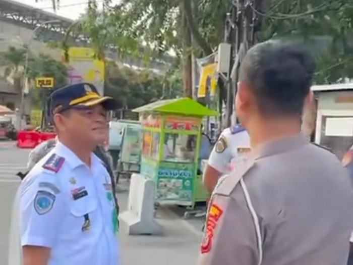 1764047196718-kadishub-medan-erwin-saleh-1761627338482_43