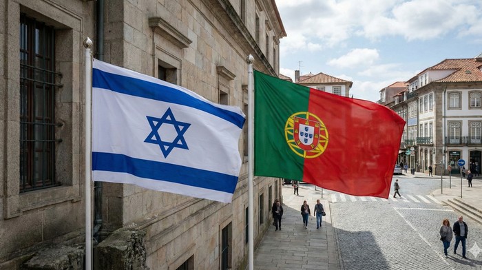 1764652001869-bendera-israel-dan-portugal-gemini-ai-1764647041236_169