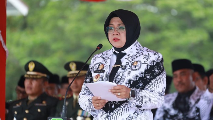 1764824832261-bupati-siak-afni-zulkifli-dok-pemkab-siak-1764815665511_169