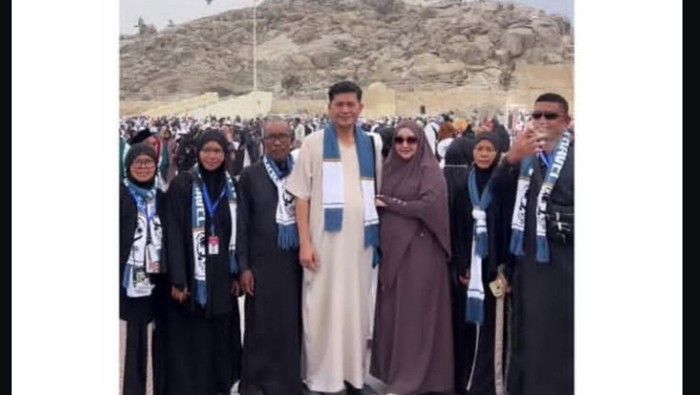 1765083946299-tangkapan-layar-bupati-aceh-tengah-umrah-di-tengah-banjir-yang-terjadi-di-aceh-istimewa-1764920735797_169