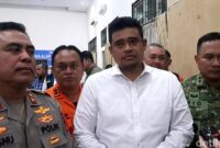 1765127144591-gubsu-bobby-nasution-bersama-kapolda-sumut-irjen-pol-whisnu-hermawan-dan-pangdam-ibukit-barisan-mayjen-rio-firdianto-di-posko--1765125497518_169