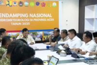 1765170382102-prabowo-kembali-melakukan-peninjauan-dampak-banjir-bandang-di-aceh-setelah-peninjauan-prabowo-langsung-memimpin-ratas-bersama--1765110843993_169