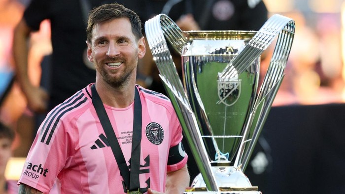 1765170384605-lionel-messi-mls-cup-1765077367433_169