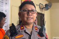 1765213580078-kapolsek-medan-timur-kompol-agus-butar-butar-saat-memberikan-konfetensi-pers-foto-finta-rahyunidetiksumut-1765197333268_169