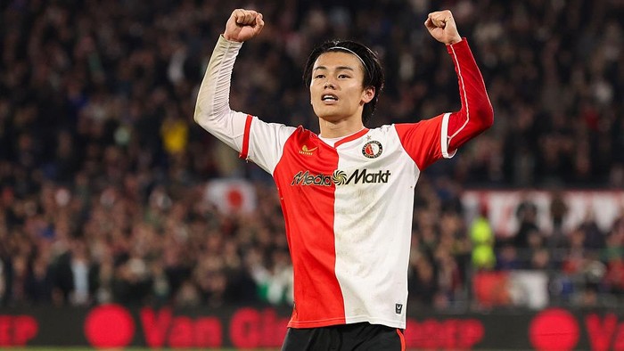 1765386350581-ayase-ueda-1764998157286_169