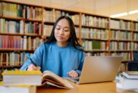 1765386354479-ilustrasi-hari-perpustakaan-internasional_169