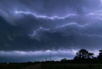 1765429622336-eureka-waspada-cuaca-ekstrem_169