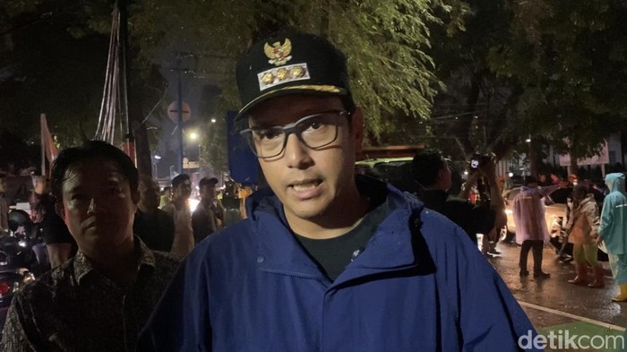 1765559161207-wali-kota-medan-rico-tri-putra-bayu-waas-foto-mhd-ilham-pradilladetiksumut-1765553273974_169