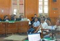 1765559169450-tiga-saksi-dihadirkan-dalam-sidang-lanjutan-kasus-korupsi-jalan-sumut-dengan-terdakwa-topan-ginting-di-pn-medan-juita-sinuhaji-1765533773598_169