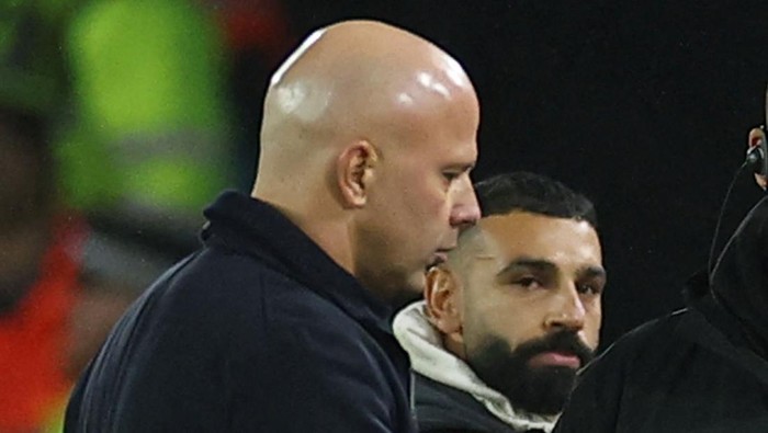 1765623912781-arne-slot-mo-salah-1765155434832_169