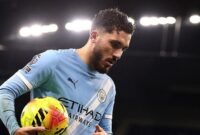 1765839890153-rayan-cherki-1765775274215_169