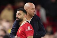 1765861602239-mohamed-salah-arne-slot-1765335080953_169