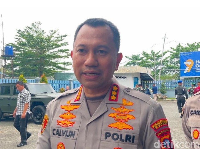 1765969567414-kapolrestabes-medan-kombes-jean-calvijn-simanjuntak-1765955955346_43