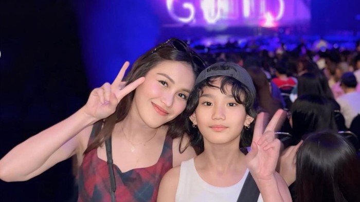 1766056027320-ayu-ting-ting-dan-bilqis-6_169