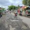 1766077594530-keterangan-foto-kondisi-jalan-mt-haryono-yang-berlubang-laila-syakiradetiksumut-1766069395264_169