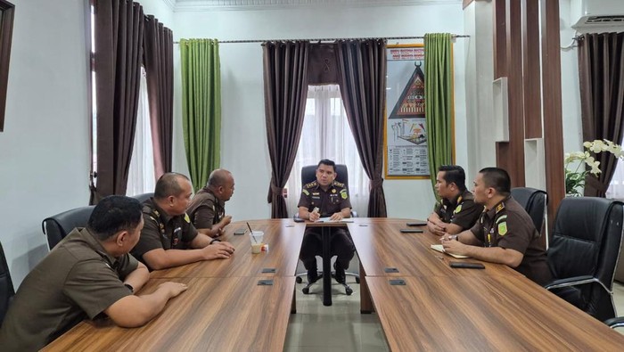 1766855124846-kejari-madina-selamatkan-uang-negara-rp-384-miliar-sepanjang-2025-foto-kejari-madina-1766849958419_169