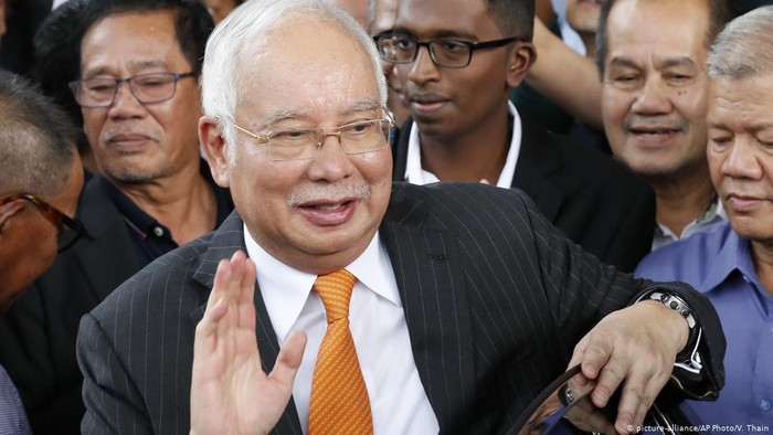 1766984825992-mantan-pm-malaysia-najib-razak-ajukan-banding-kasus-korupsi-1mdb_169