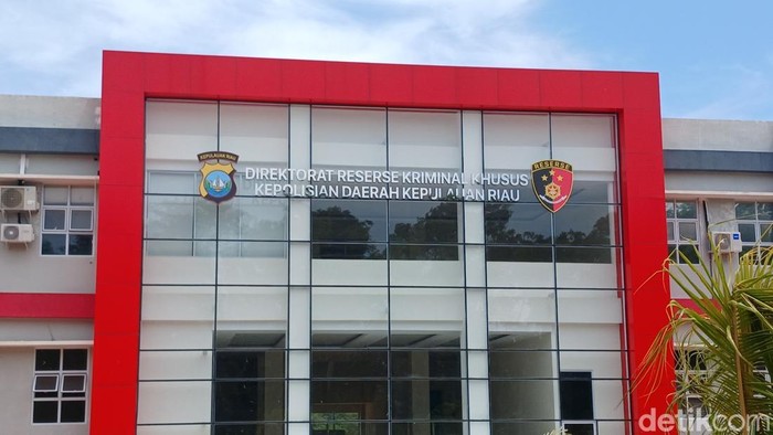 1767092813917-polda-kepri-1767076120875_169