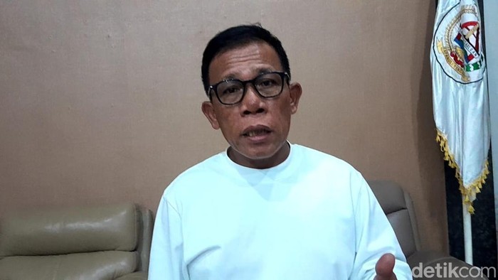 1767675990520-bupati-tapteng-masinton-pasaribu-nizar-aldidetiksumut-1766803977365_169