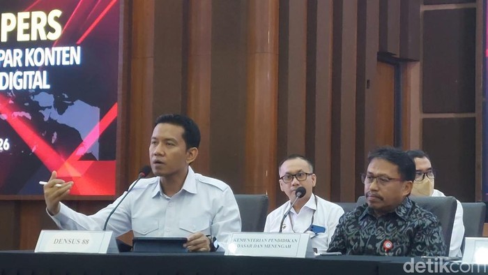 1767783989664-konpers-densus-88-soal-anak-terpapar-ideologi-kekerasan-ekstrem-1767769177811_169