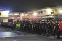 1768496778596-operasi-kemanusiaan-terpadu-digelar-polda-sumut-bersama-tim-gabungan-pada-rabu-141-malam-di-jermal-15-dan-kerambat-ujung-kota--1768486026046_169