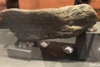 1769058402709-repika-batu-tettal-marga-pasi-salah-satu-koleksi-di-museum-negeri-sumut-afahridetikcom-1769011036124_169