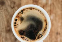 1769166420175-minum-kopi-hitam-di-pagi-hari-bisa-bantu-turunkan-berat-badan-2_169