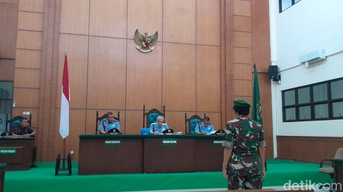1769231190067-mayor-sari-ulita-surbakti-saat-menjalani-sidang-vonis-di-pengadilan-militer-tinggi-i-medan-nizar-aldidetiksumut-1769077339377_169