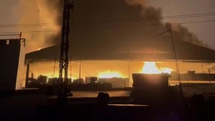 1769533615316-pabrik-di-medan-terbakar-foto-dok-istimewa-1769531553223_169